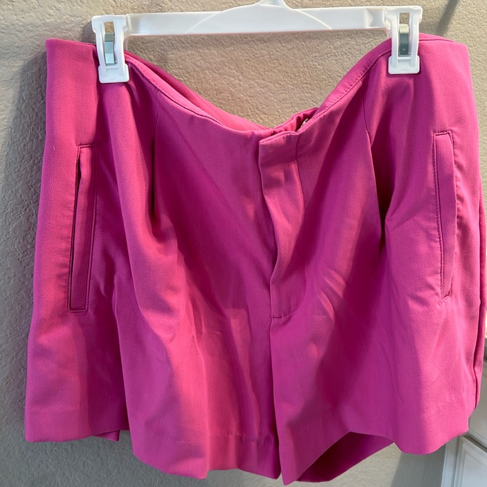 A new day tailored shorts. Sz 17